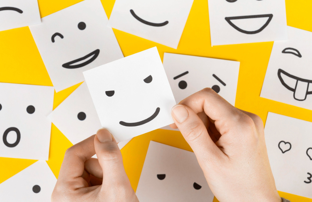 Explore como a dissonância cognitiva molda nossas percepções e comportamentos. Aprenda estratégias para reconhecer e superar conflitos internos, promovendo um crescimento pessoal significativo